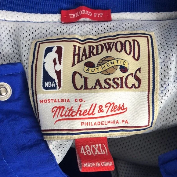 New York Knicks Jacket SIZE 48 XL Mitchell & Ness - Picture 8 of 10